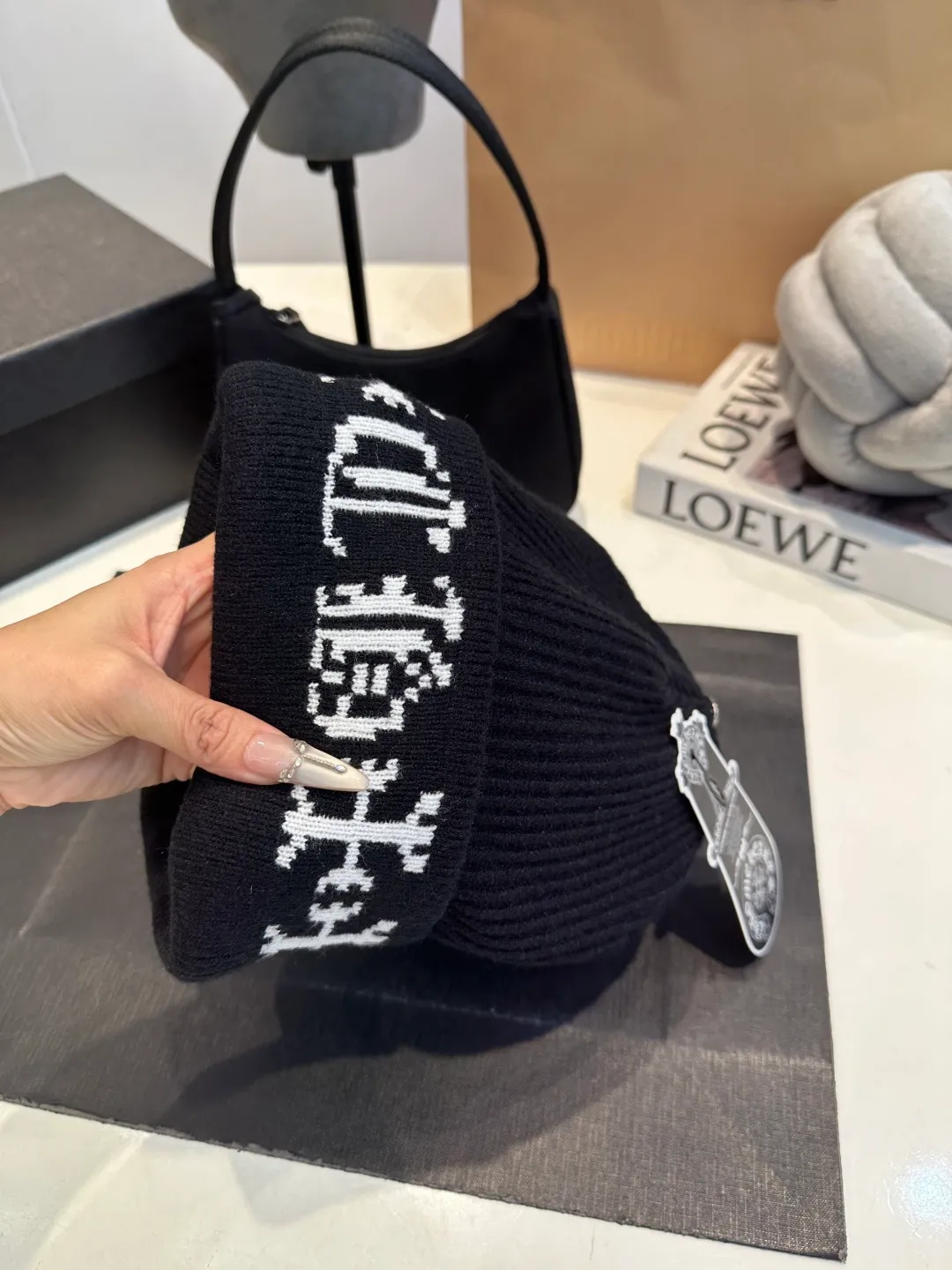 P46 Kroxin's 2025 autumn and winter new style iron-label woolen hat, super popular💖top-notch texture, great for going out on the street!